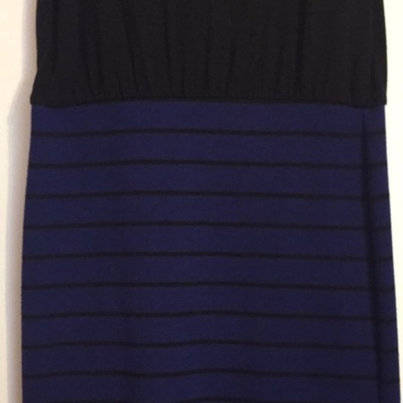 Women's Dress Size Small - Picture 6 of 13